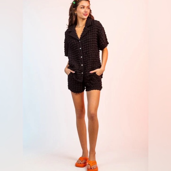 Black Textured Women Shorts Set - Picture 1 of 5